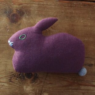 黒いたれ耳うさぎのぬいぐるみ | iichi 日々の暮らしを心地よくする