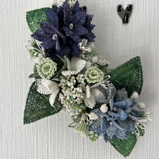 秋色紫陽花とスモークツリーのリース | iichi 日々の暮らしを心地よく