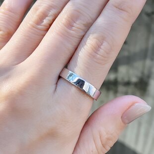 ハンドメイドリング　オパール　シルバー　14号 オパールリング14号 しずく 【silver】ティアドロップ 天然石 | iichi