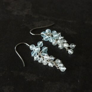 オルテガタッセルピアス・イヤリング | iichi 日々の暮らしを心地よく