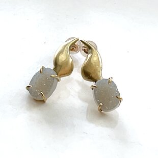 Pt900 プラチナ 0.08ct ワンポイント 天然ダイヤモンド ピアス 上品
