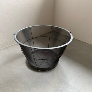 アイアンメッシュバスケット | iichi 日々の暮らしを心地よくする