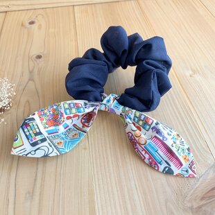 リボンヘアゴム♡ハンドメイド♡リボン♡リネン白カメリア刺繍 | iichi