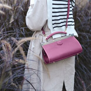 お財布ショルダー ブラック がま口 お財布ポシェット 長財布 姫路