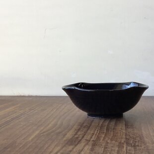 黒飴釉の小鉢 【手仕事 民藝 窯元 和 陶器 茶】 | iichi 日々の暮らし
