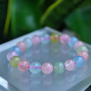 New 「ハウライト✕水晶」天然石ブレスレット | iichi 日々の暮らしを
