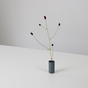 木の一輪挿し（ウォールナット） | iichi 日々の暮らしを心地よくする