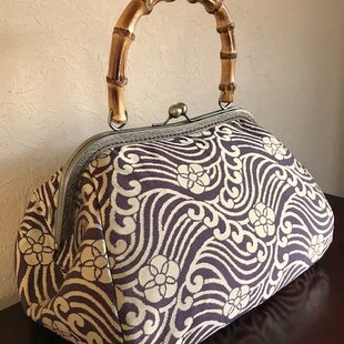 ◇1点限り◇ ビーズ刺繍がま口バッグ | iichi 日々の暮らしを心地よく