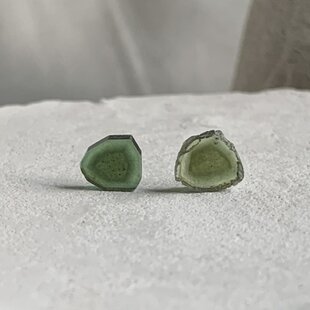 アイオライトサンストーン 41x20mm ルース | iichi 日々の暮らしを