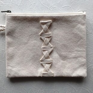 ミナペルホネン runrunrun beige ハンドメイド ポーチ 通帳