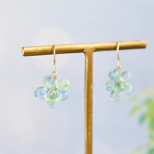 チェコビーズ 揺れるピアス又はイヤリング | iichi 日々の暮らしを