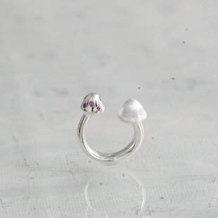 3 mm ラウンド カット エメラルド リング ユニークな 5 月の誕生石指輪