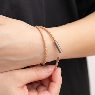 純チタンパーツ 編み込みレザーブレスレット ダブル | iichi 日々の