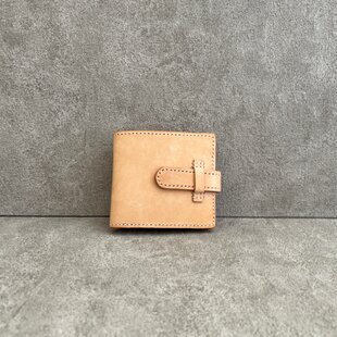 イタリアンレザーの二つ折り財布（キャメル×ブラウン） | iichi 日々の