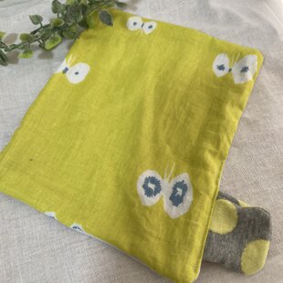 ⭐︎ハンドメイド 4重ガーゼハンカチミナペルホネン♡ 蝶々紺 | iichi