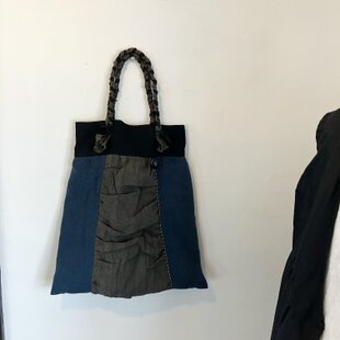 酒袋と柿渋染め刺し子のバッグ | iichi 日々の暮らしを心地よくする