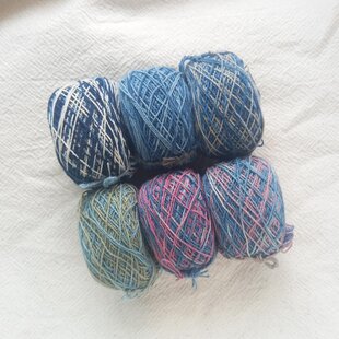 No.A008 手染め素材糸 細糸/ 段染め80m×6色/太さ0.7mm/草木染め綿糸 /刺繍糸・刺し子糸