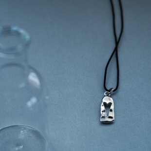 ヴィンテージ 勿忘草（40×30㎜）Silverカラーセッティング ネックレス