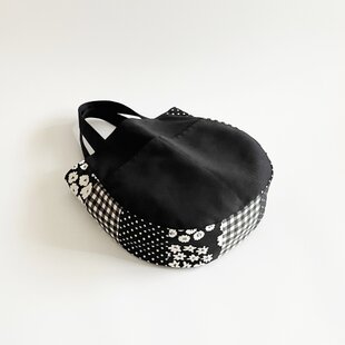 ハンドメイド　レディース　バッグ　パッチワーク　一点物 フラワードットチェック パッチワーク*ラウンド型バッグ 外ポケット A4