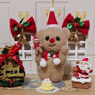 羊毛フェルト　クリスマス　ペキニーズ　オブジェ　クリスマスオーナメント 羊毛フェルトハンドメイドペキニーズ | iichi 日々の暮らしを心地よく