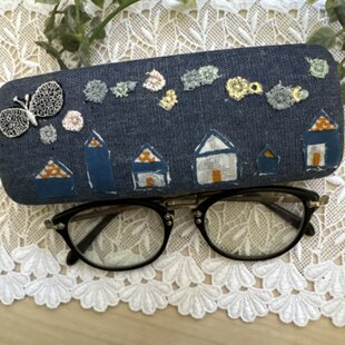 ✳︎ハンドメイド☆ミナペルホネンメガネケース 蝶々hütteスカイフル