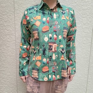 長袖和柄シャツ（大島紬風-龍郷柄-）青赤 | iichi 日々の暮らしを