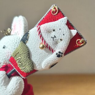 ちりめん細工『袋うさぎ』ストラップ、キーホルダーちりめん生地使用