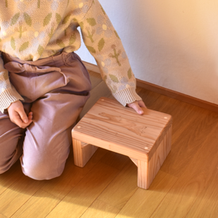 ハンドメイド　踏み台 子供用の踏み台 the BIG ONE | iichi 日々の暮らしを心地よくする