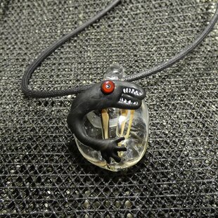 金魚のとんぼ玉（ガラス玉） | iichi 日々の暮らしを心地よくする
