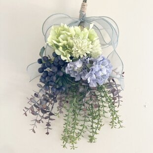 くすみブルーの紫陽花とふわふわスモークツリーのシックなリース
