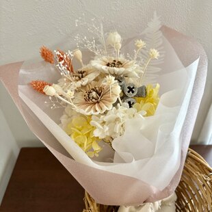 ミモザたっぷりナチュラルリース | iichi 日々の暮らしを心地よくする