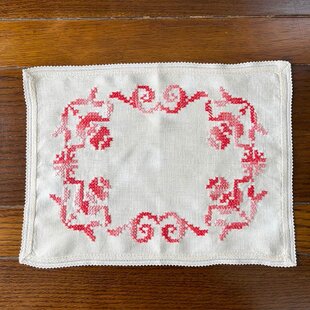 刺繍テーブルクロス イースター ひよこと花輪 ドイツ | iichi 日々の
