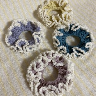 ころんとかわいい手刺繍ミモザブーケのヘアゴム リネン ミモザ | iichi
