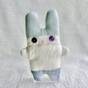 黒いたれ耳うさぎのぬいぐるみ | iichi 日々の暮らしを心地よくする