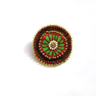 刺繍ブローチ 「パイナップル」 | iichi 日々の暮らしを心地よくする