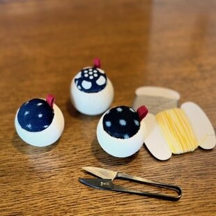 さんかくお山のペーパーウェイト ガラス | iichi 日々の暮らしを