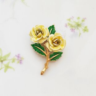 80s UK A&S Vintage Rhinestone Leaf Motif Brooch | iichi 日々の