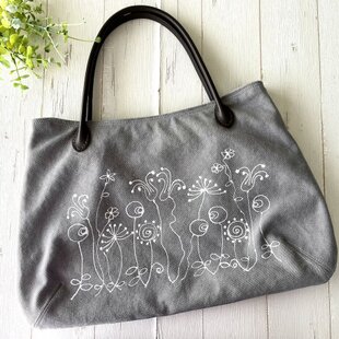 catwalk oikawa 猫のデザイン レザークラフト 花畑猫、手提げバッグ