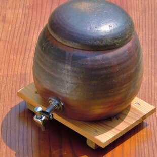 黒柿 縞柿香合 新品未使用品 | iichi 日々の暮らしを心地よくする