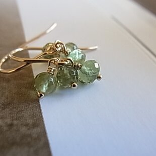 K18YG 琅玕翡翠・ ダイヤモンド ピアス | iichi 日々の暮らしを