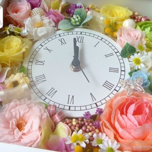 プリザーブドフラワーの春満開！なお花時計ohanadokei-kaku | iichi