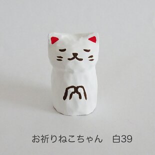 レジン 白ねこと桜25/04 | iichi 日々の暮らしを心地よくする
