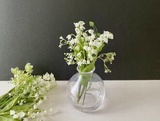 Flower glass arrange スズランの画像