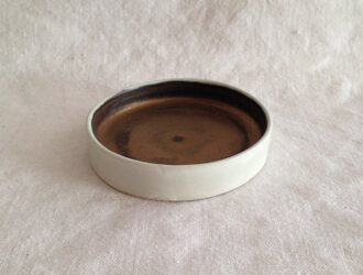 丸小皿(白マット)の画像