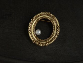 Mirror / brooch - Pearlの画像