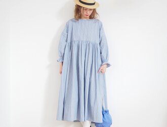 Organic cotton stripe gather one-piece BLUEの画像