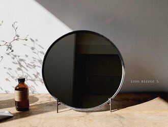 iron mirror  Lの画像