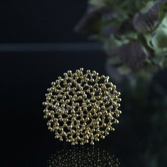 Brass brooch「Winter sigh」