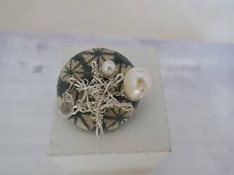 button brooch(yuki)の画像