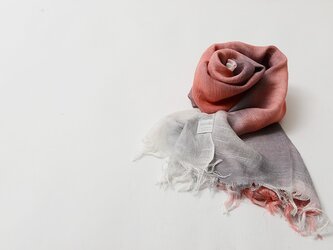 国産シルク100％手描き染めストール　Pink&Grayの画像